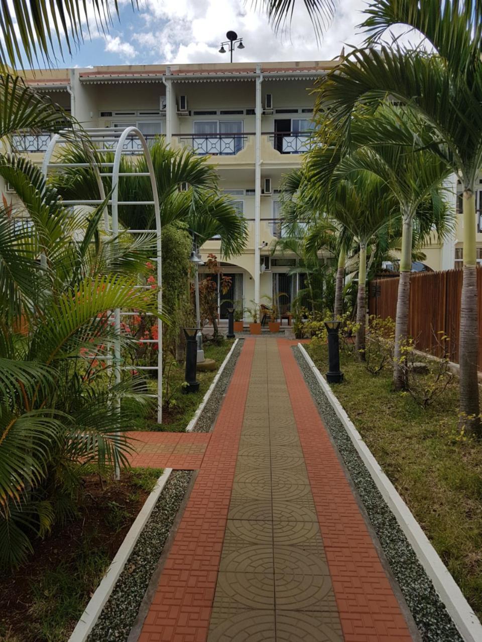 West Coast View Studios & Appartment Flic-en-Flacq Exterior foto