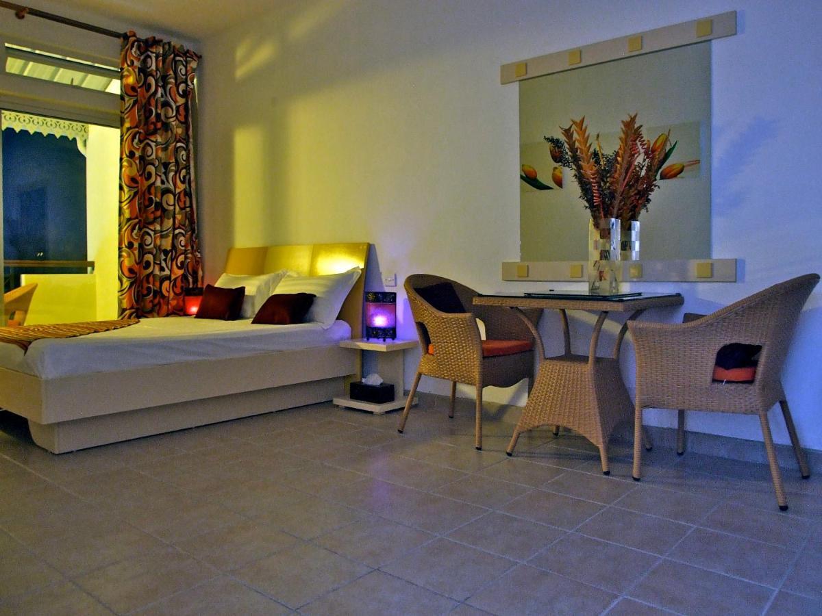 West Coast View Studios & Appartment Flic-en-Flacq Exterior foto